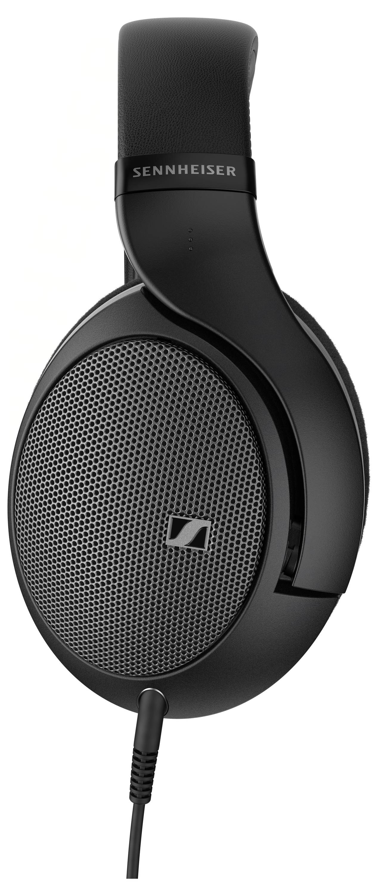 Casque audio noir serre-tête avec le logo Sennheiser sur l'arceau, connectique filaire située en bas à droite.