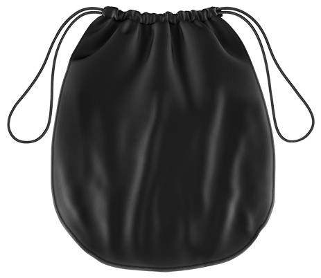 Un sac en tissu noir à cordon de serrage, fermé, sur un fond blanc.