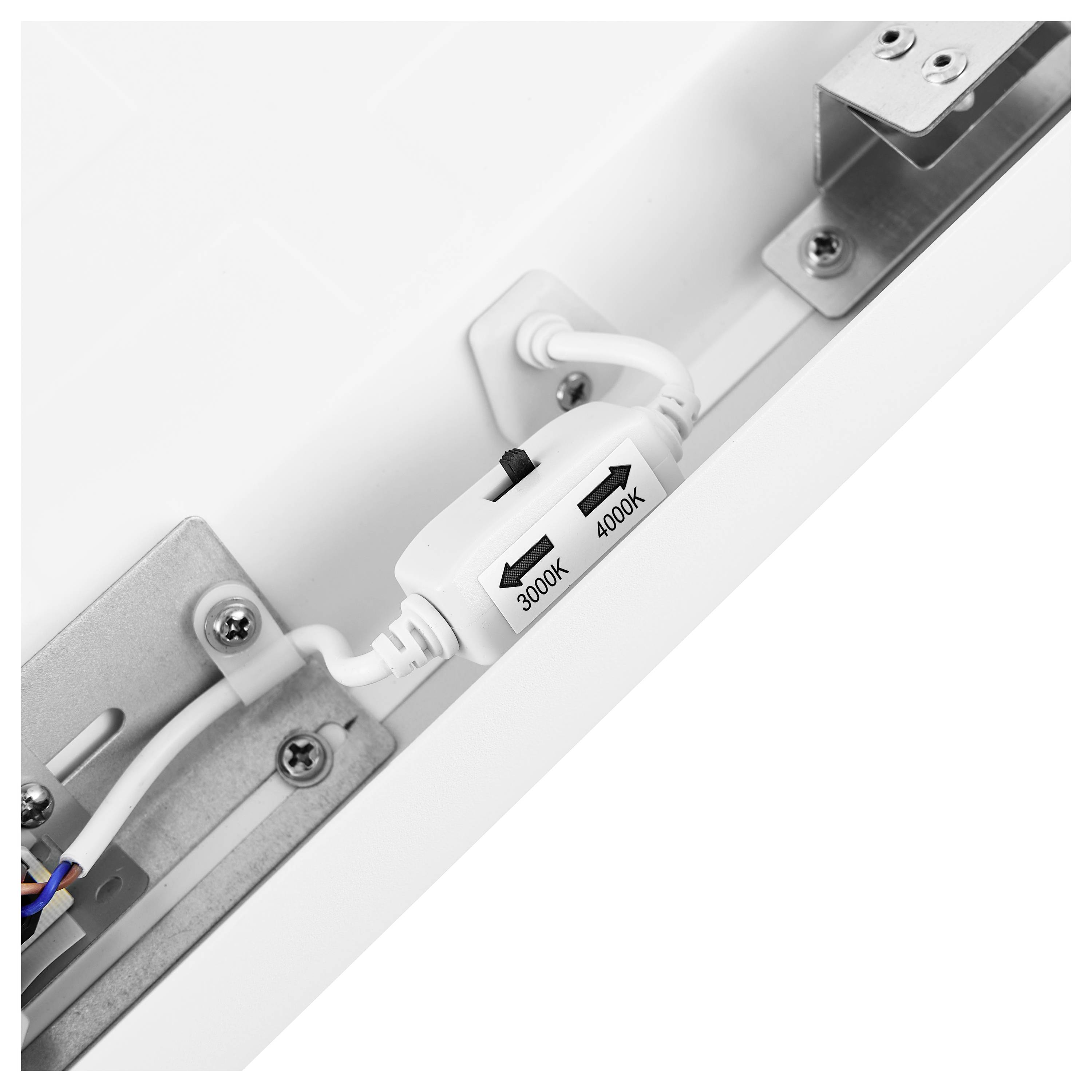 Lampe LED avec sélection de la température de couleur entre 3000K et 4000K via un interrupteur coulissant.