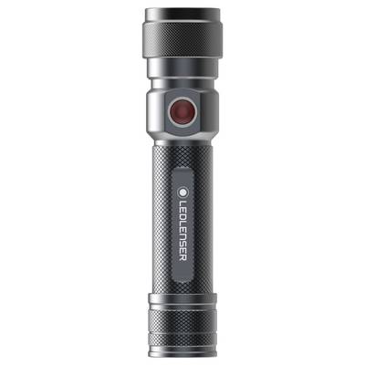 Lampe de poche LED noire avec bouton rouge et logo de marque gravé sur la poignée.