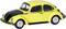 Une voiture miniature jaune en forme de voiture ancienne, similaire à la Coccinelle VW classique. Vue de profil, avec un toit et un capot noirs.
