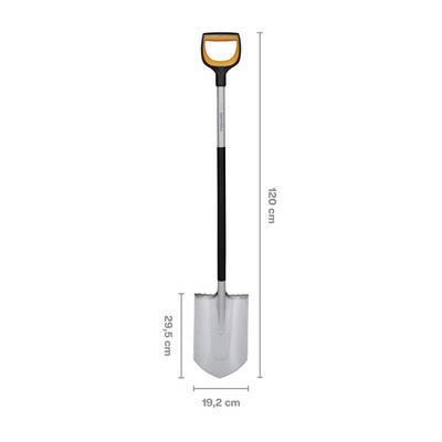 Une pelle avec une poignée ergonomique et un bord tranchant, longue de 120 cm. Dimensions : longueur totale 120 cm, lame de pelle 29,5 cm, largeur 19,2 cm.