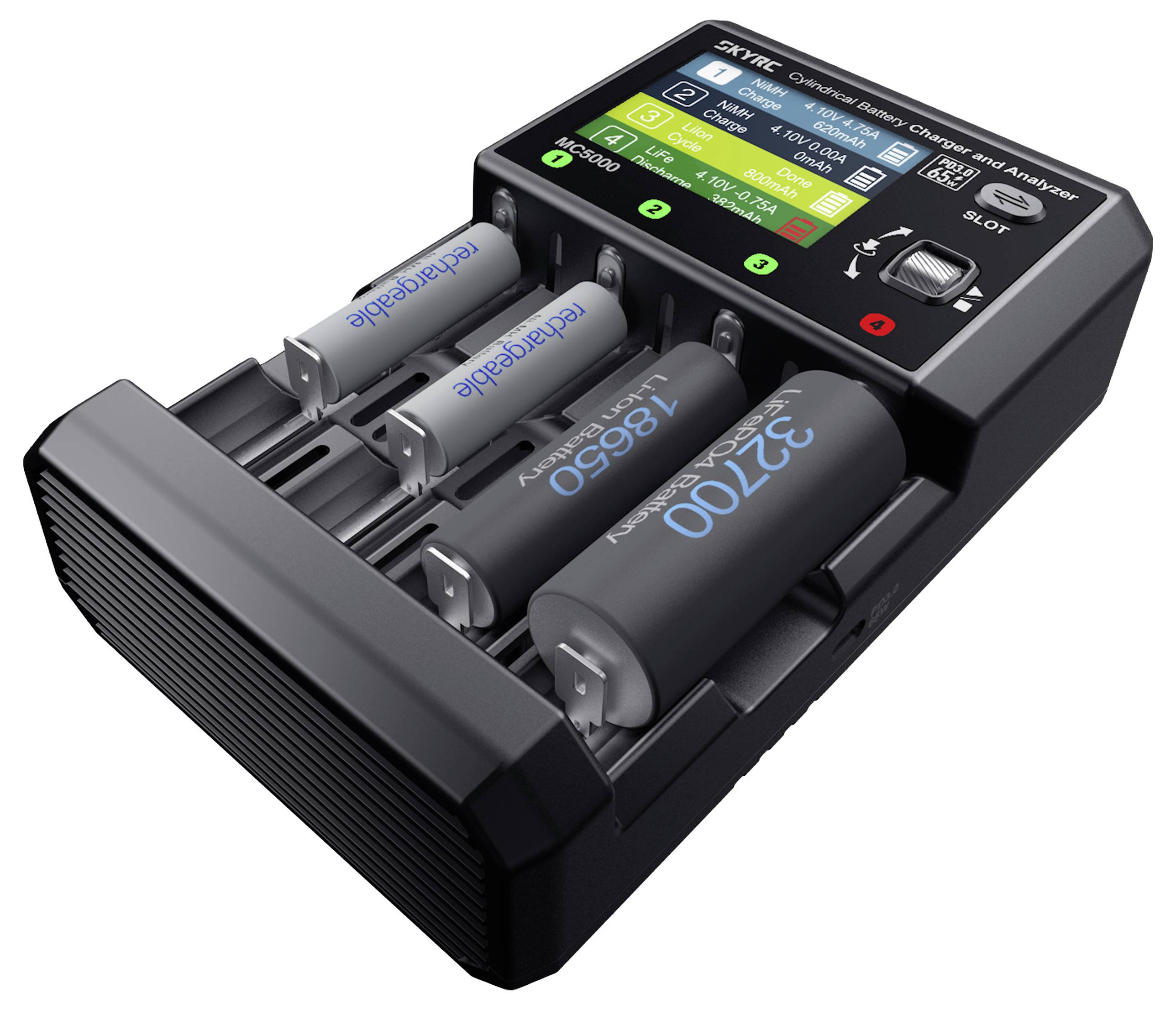 Un chargeur de batteries avec quatre batteries rechargeables insérées. L'affichage numérique montre les niveaux de charge et les emplacements avec des commandes et des voyants lumineux.