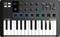 Clavier MIDI noir avec 25 touches, boutons rotatifs, pads et curseurs. Nom de marque 'Arturia MiniLab 3' visible en haut à gauche.