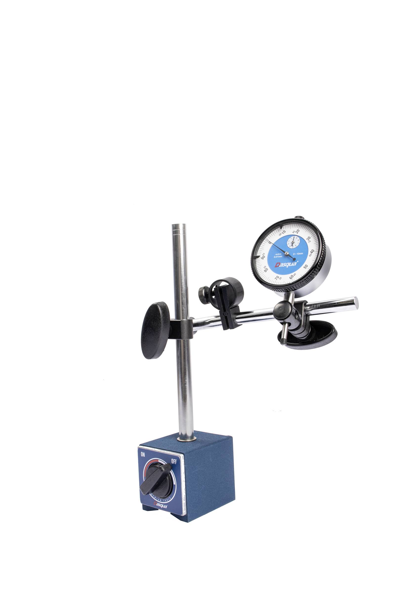 Comparateur à cadran sur support, utilisé pour le mesurage précis de petites distances. Cadran bleu avec base magnétique pour une stabilité optimale.