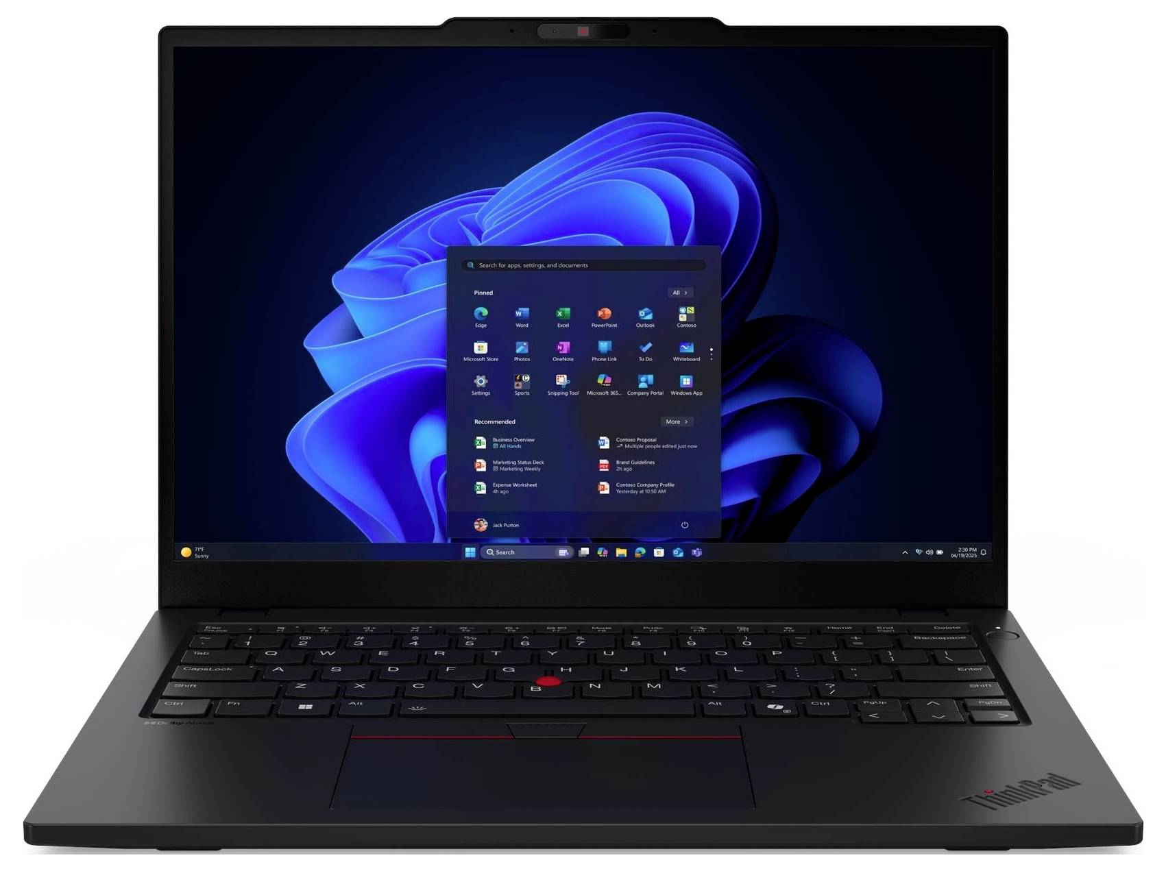 Un ordinateur portable noir affichant l'écran d'accueil de Windows 11, avec un menu Démarrer en mode sombre ouvert, présentant diverses icônes d'applications.