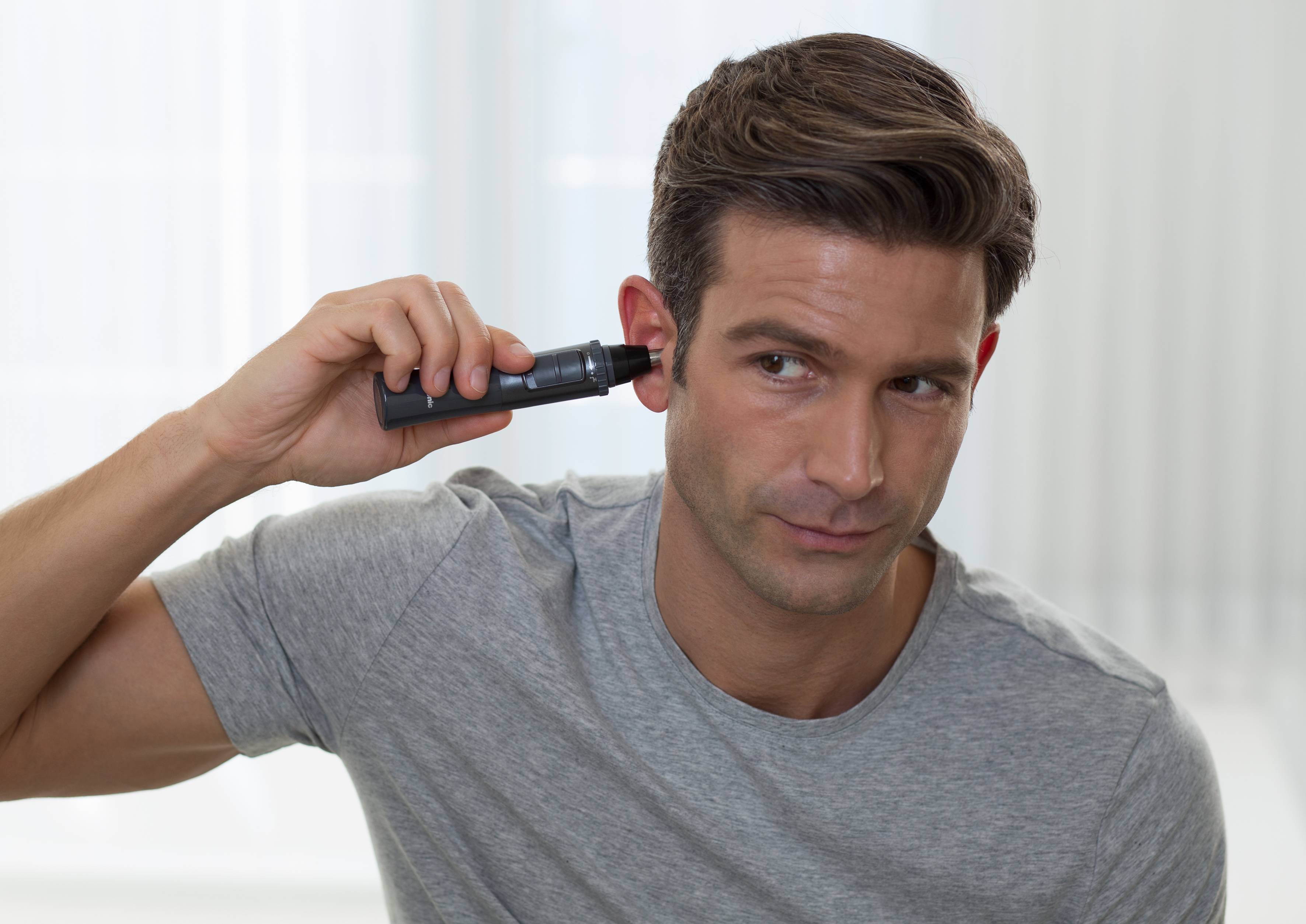 Panasonic PANASONIC - ER GN 33 H301 Nasen-/Ohrhaarschneider ER-GN33-H30 Tondeuse nez & oreilles noir-4