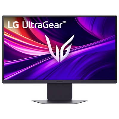 Un écran LG UltraGear haute résolution avec un design abstrait dynamique sur l'écran, présentant des tourbillons vibrants de couleurs rose et violette.
