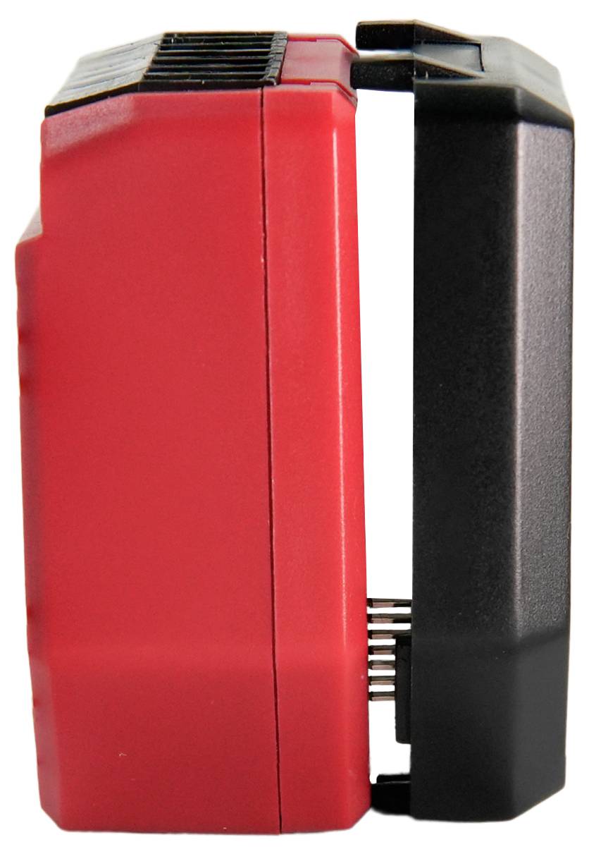 Un appareil électronique rouge et noir avec des connecteurs visibles sur le côté, vu de gauche, sur un fond blanc.