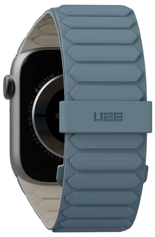 Montre connectée avec un bracelet robuste bleu UAG, montrant une partie du cadran et le bouton latéral.