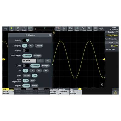 Affichage d'oscilloscope montrant une onde sinusoïdale. Les paramètres du canal 1 comprennent un couplage continu, une atténuation de sonde 10X, et une impédance d'entrée de 1 MΩ.