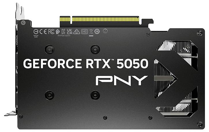 Une carte graphique portant la marque « GeForce RTX 5050 PNY », mettant en évidence les évents de refroidissement et les connecteurs d'alimentation, positionnée sur un fond blanc.