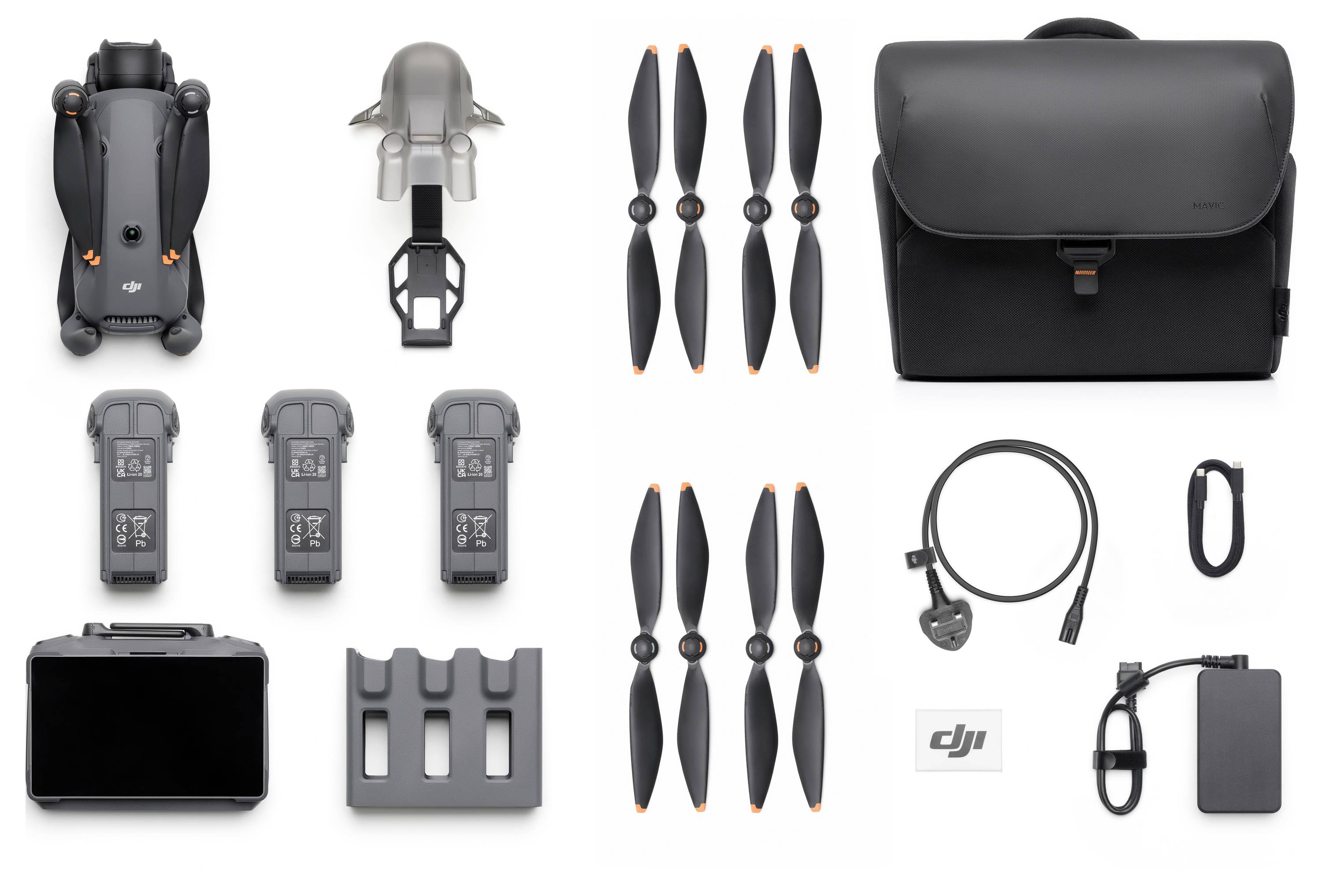 Kit de vol complet DJI Avata : drone, télécommande, 3 batteries, hélices de rechange, sacoche de transport, hub de charge et câbles.
