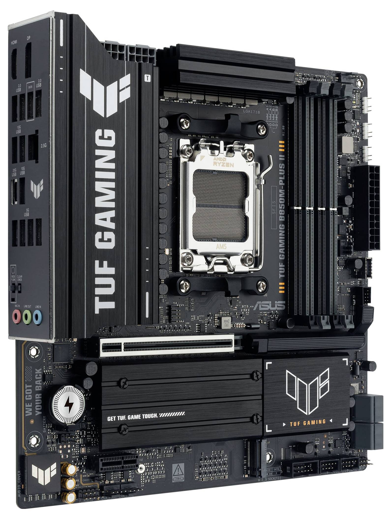 Carte mère ASUS TUF Gaming montrant le socket du processeur, les emplacements de RAM et les dissipateurs thermiques, mettant en évidence un design robuste pour le gaming et les hautes performances.