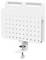 Un panneau blanc perforé avec un support de fixation à pince réglable, adapté pour organiser et monter des accessoires.