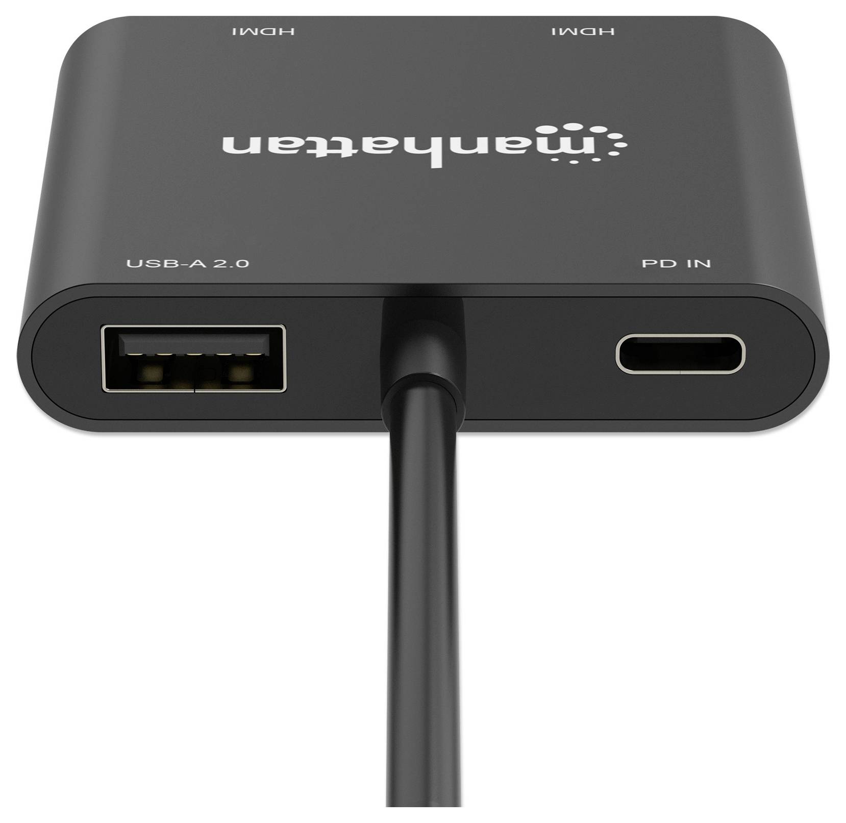 Un adaptateur Manhattan USB-C noir propose deux ports HDMI, un port USB-A 2.0 et un port de charge 'PD IN', utile pour connecter plusieurs appareils.