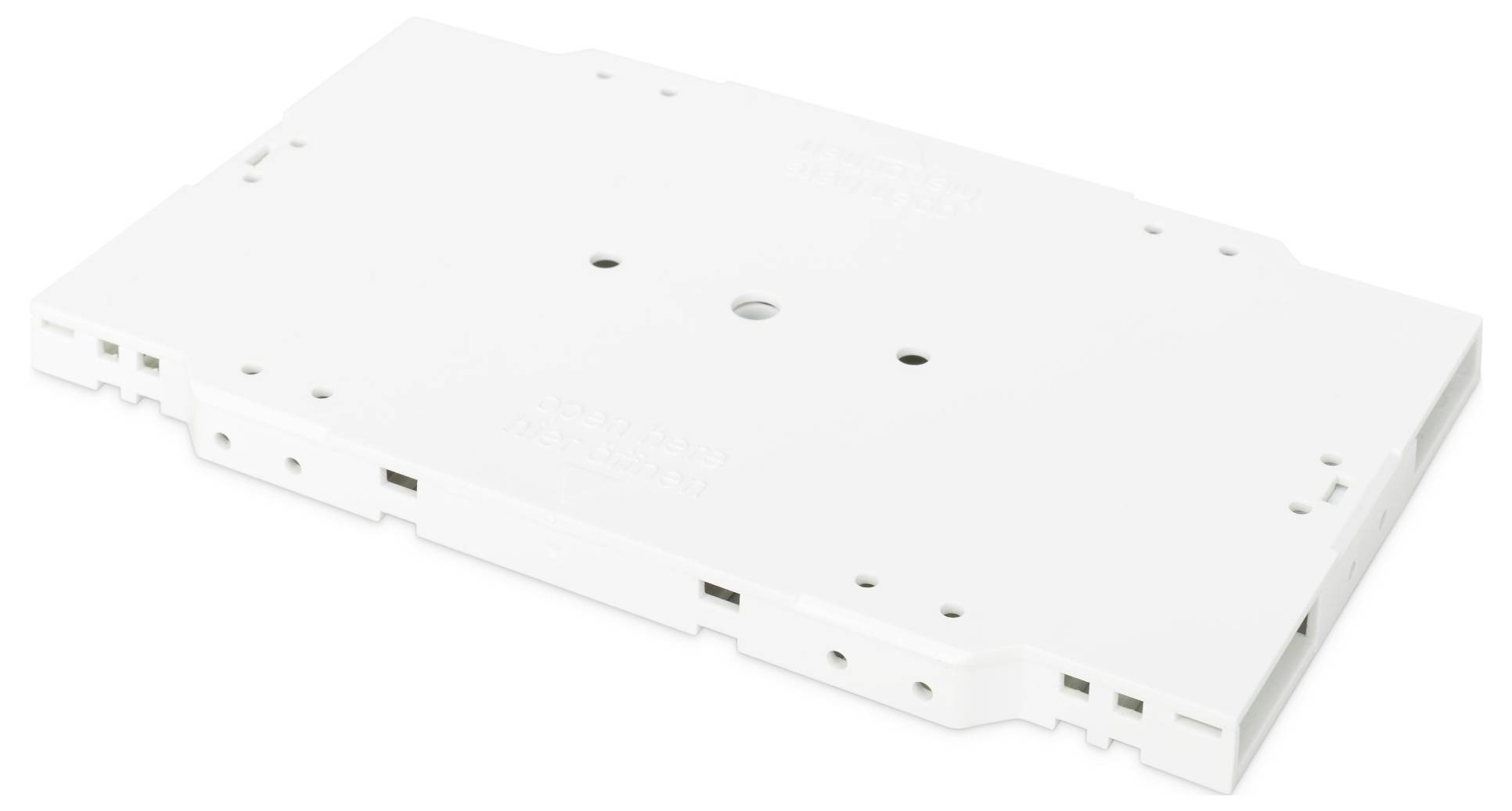 Plaque de montage en plastique blanc avec plusieurs points de connexion, conçue pour une fixation sécurisée sur des boîtiers d'appareils électroniques.
