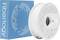 Un rouleau de filament d'impression 3D blanc avec une boîte bleue étiquetée 'Fiberlogy' en arrière-plan.