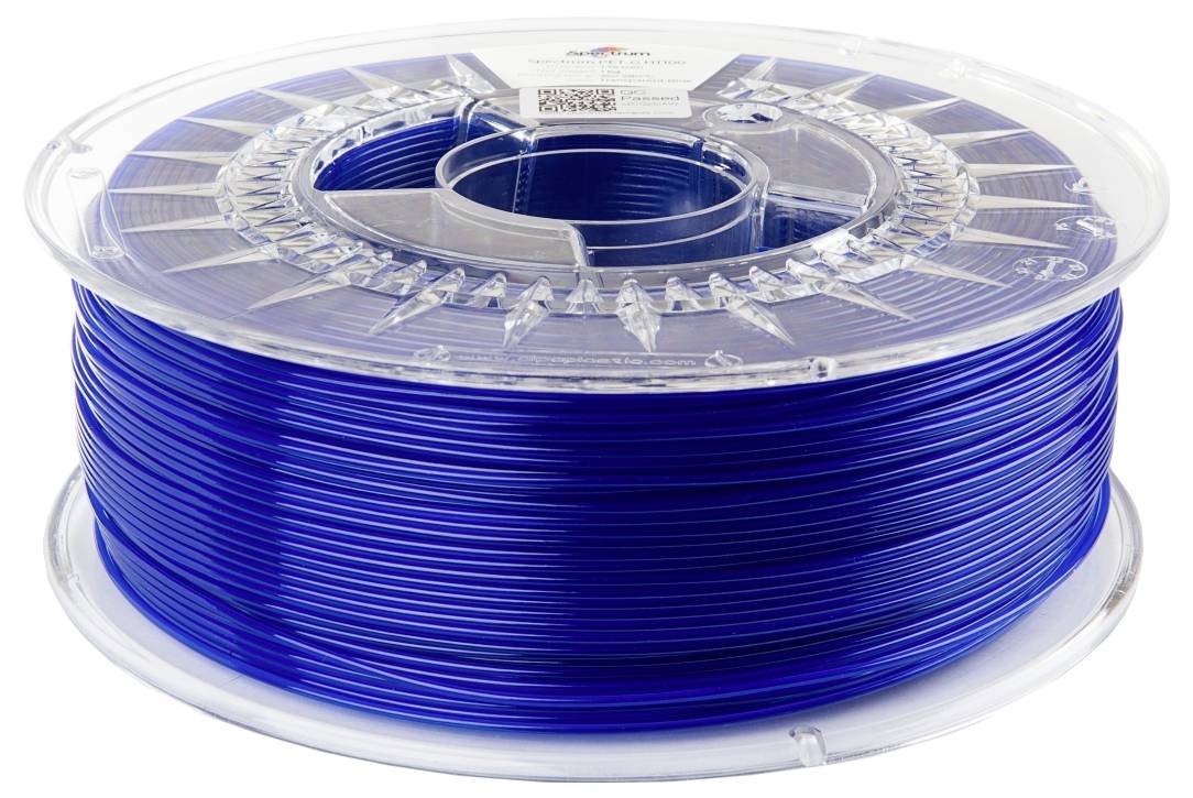 Une bobine transparente de filament d'impression 3D bleu, soigneusement enroulée.