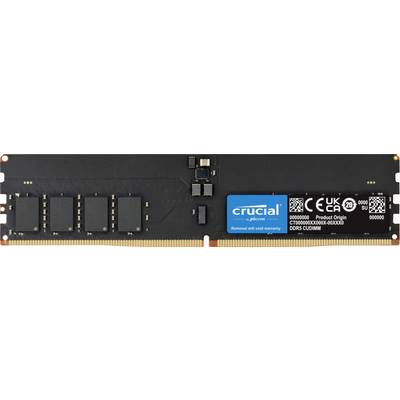 Une barrette de RAM DDR5 cruciale avec plusieurs puces mémoire noires et une étiquette bleue affichant des spécifications techniques et des certifications.