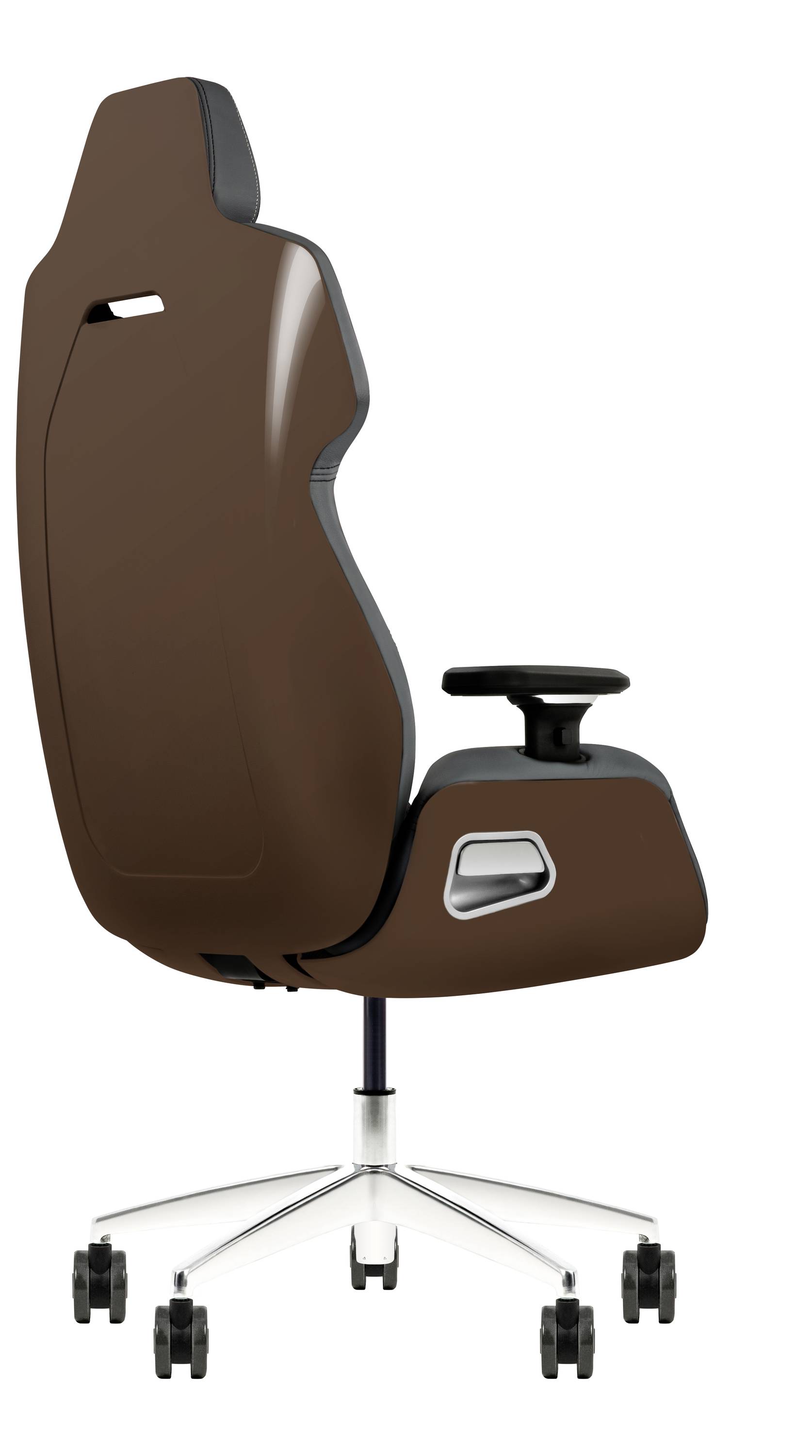 Une chaise de bureau ergonomique marron avec un dossier haut, des accoudoirs réglables et une base métallique à roulettes, vue de l'arrière.