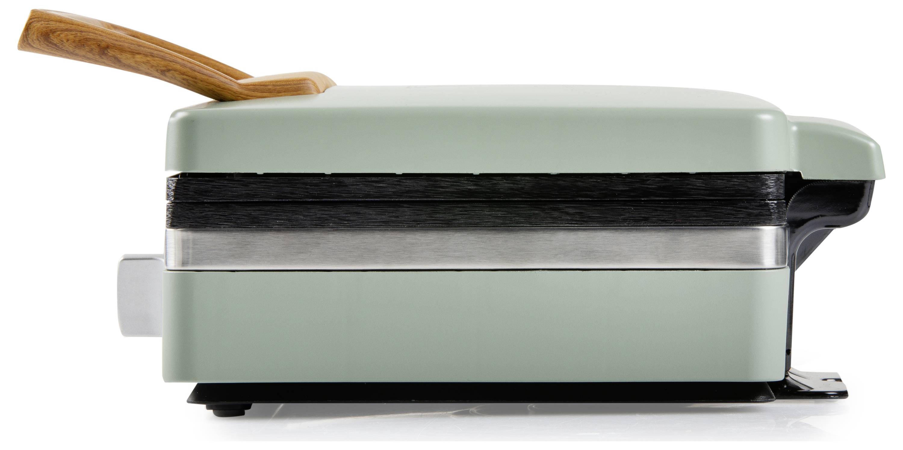 Un presse-panini vert avec une poignée en bois, conçu pour griller des sandwichs, est présenté en vue de côté sur un fond blanc.
