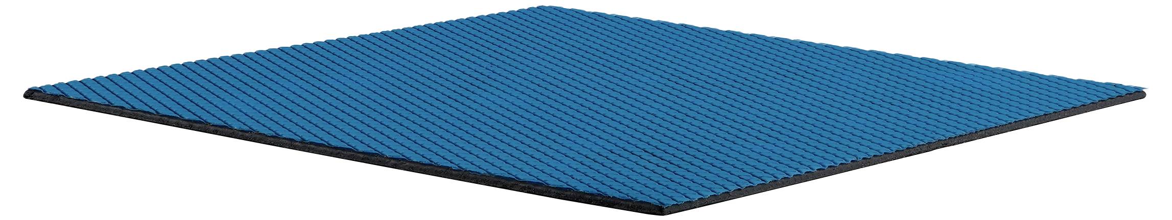 Un tapis anti-fatigue rectangulaire bleu avec une texture rainurée, légèrement incliné pour montrer sa surface et son épaisseur.