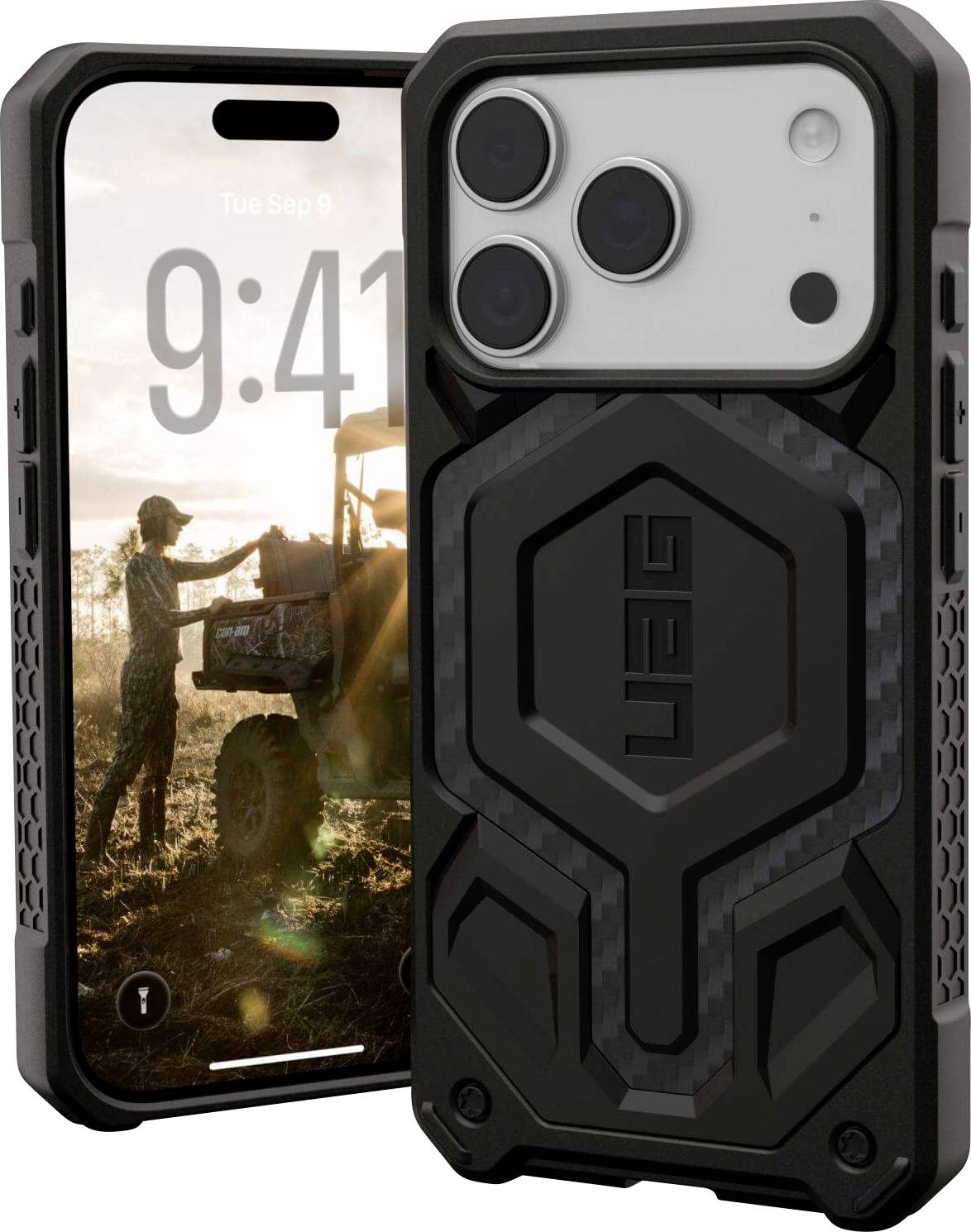 Étui de téléphone robuste noir avec logo UAG au dos, conçu pour la protection. En arrière-plan, un téléphone affiche une heure et des images d'extérieur.