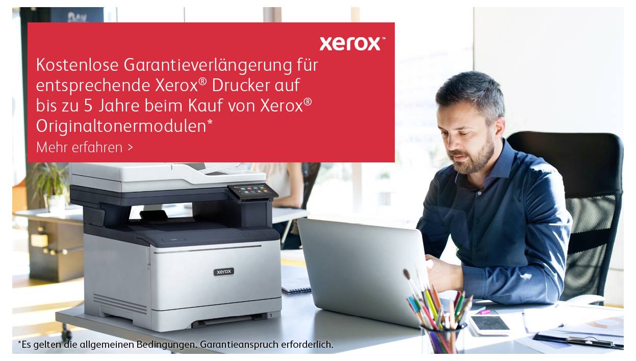 Un homme est assis à un bureau avec un ordinateur portable ; au premier plan, une imprimante Xerox. Une bannière fait la promotion d'une garantie étendue pour l'achat d'une imprimante Xerox.