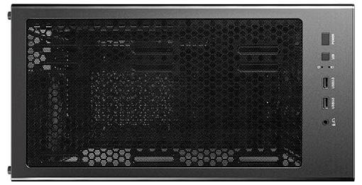 Un boîtier d'ordinateur avec un panneau avant en maille pour la ventilation, doté d'un bouton d'alimentation, d'une prise audio et de ports USB sur le panneau latéral.