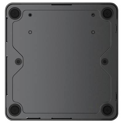 Gros plan d'une base carrée noire de dispositif ou d'un dessous avec quatre pieds de coin arrondis et des trous de montage, présenté sur un fond blanc.