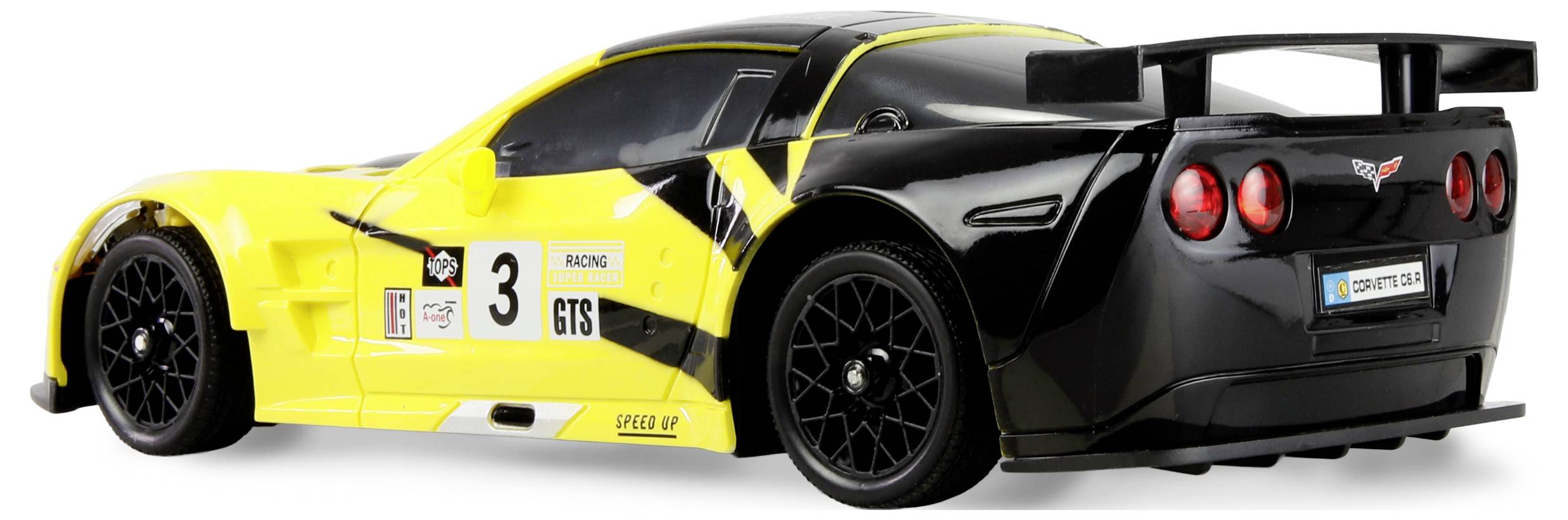 Un modèle de voiture de course noir et jaune portant le numéro de course '3' sur le côté, avec un aileron arrière imposant et des détails complexes.