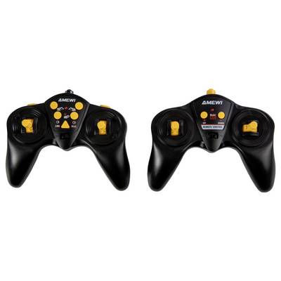 « Deux télécommandes noires avec des joysticks et des boutons jaunes ; l'une étiquetée AMEWI sur un écran numérique et une disposition des boutons visible. »