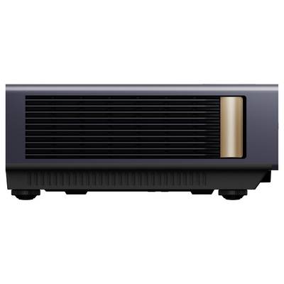 Un appareil électronique de couleur sombre avec un grand panneau avant ventilé et un accent doré sur la droite.