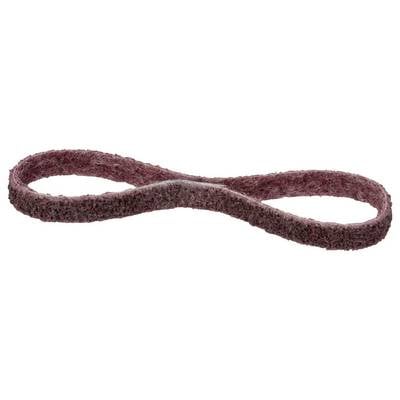 Une bande de Möbius marron, montrant un torsion avec une surface continue, symbolisant l'infini ou l'inépuisable.