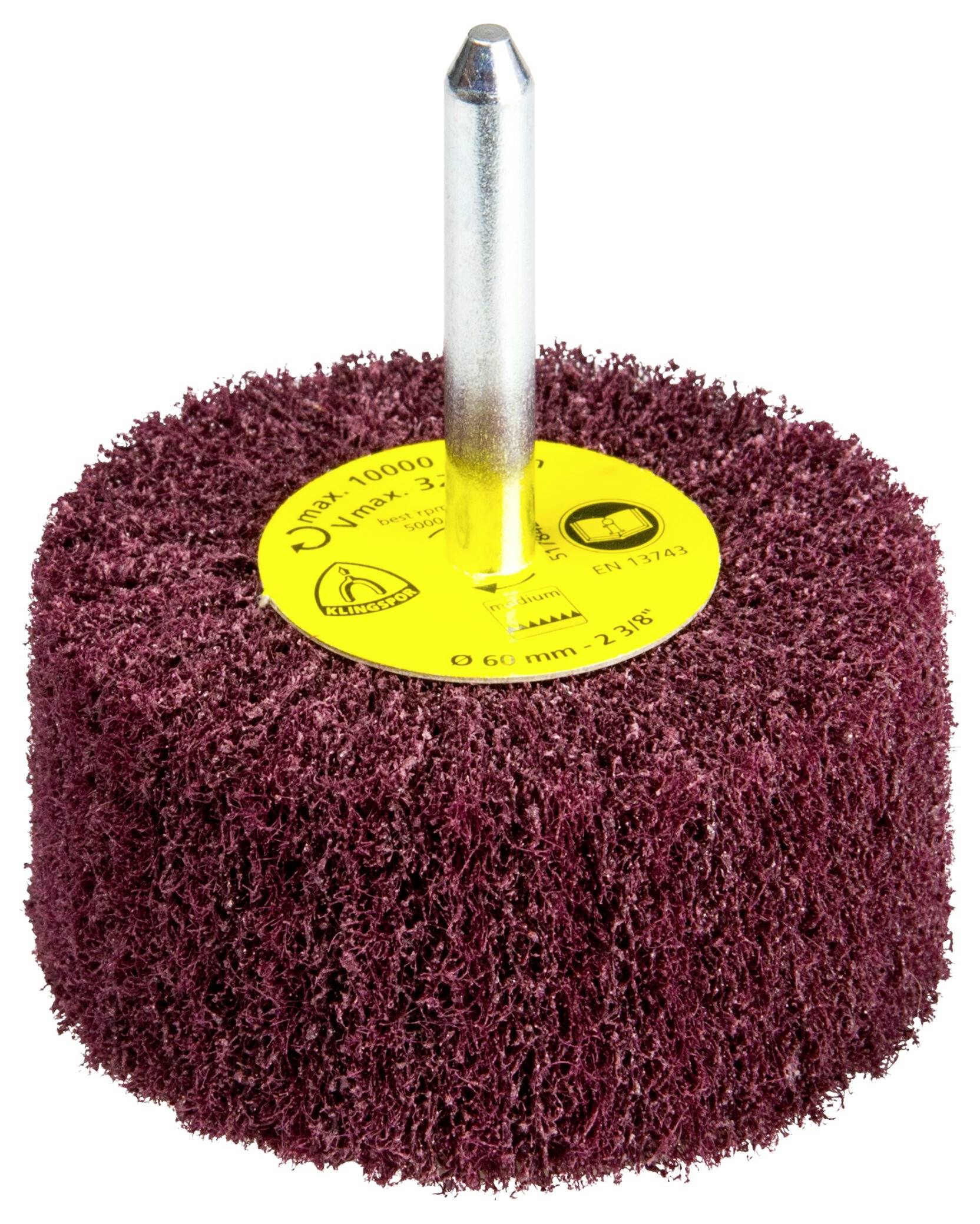 'Outil rotatif abrasif avec une roue de poils denses de couleur marron, un axe métallique et une étiquette jaune, utilisé pour poncer ou polir des surfaces.'