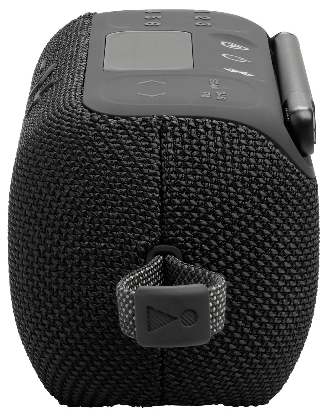 Vue latérale d'un haut-parleur portable noir avec une surface texturée et des boutons de contrôle sur le dessus, comprenant des symboles de mise en marche et de Bluetooth.