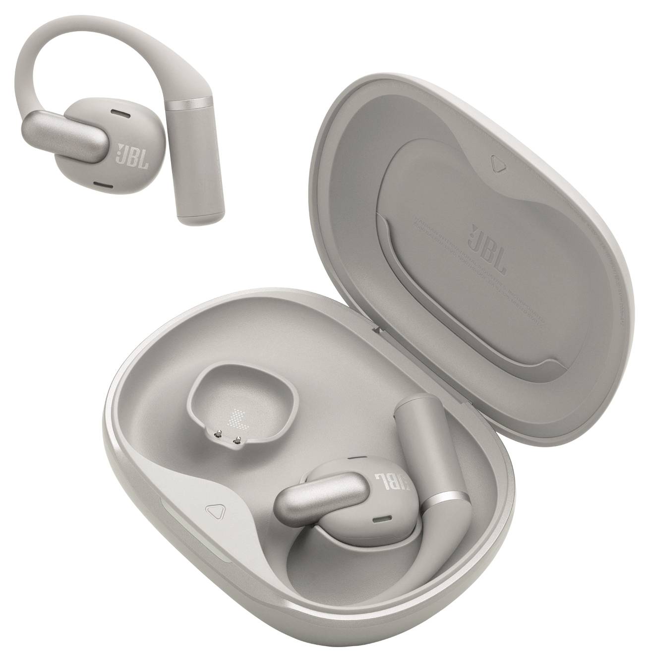 Écouteurs sans fil et boîtier de charge en gris clair, présentant un design ergonomique avec crochet d'oreille et un boîtier de charge compact.
