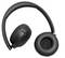 Casque audio blanc supra-auriculaire au design épuré et moderne sur fond blanc.
