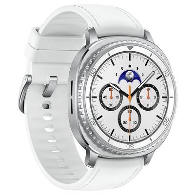 Une montre intelligente blanche et argentée affichant un cadran de montre de style analogique avec quatre sous-cadrans, un indicateur de phase lunaire et des marqueurs de minutes.