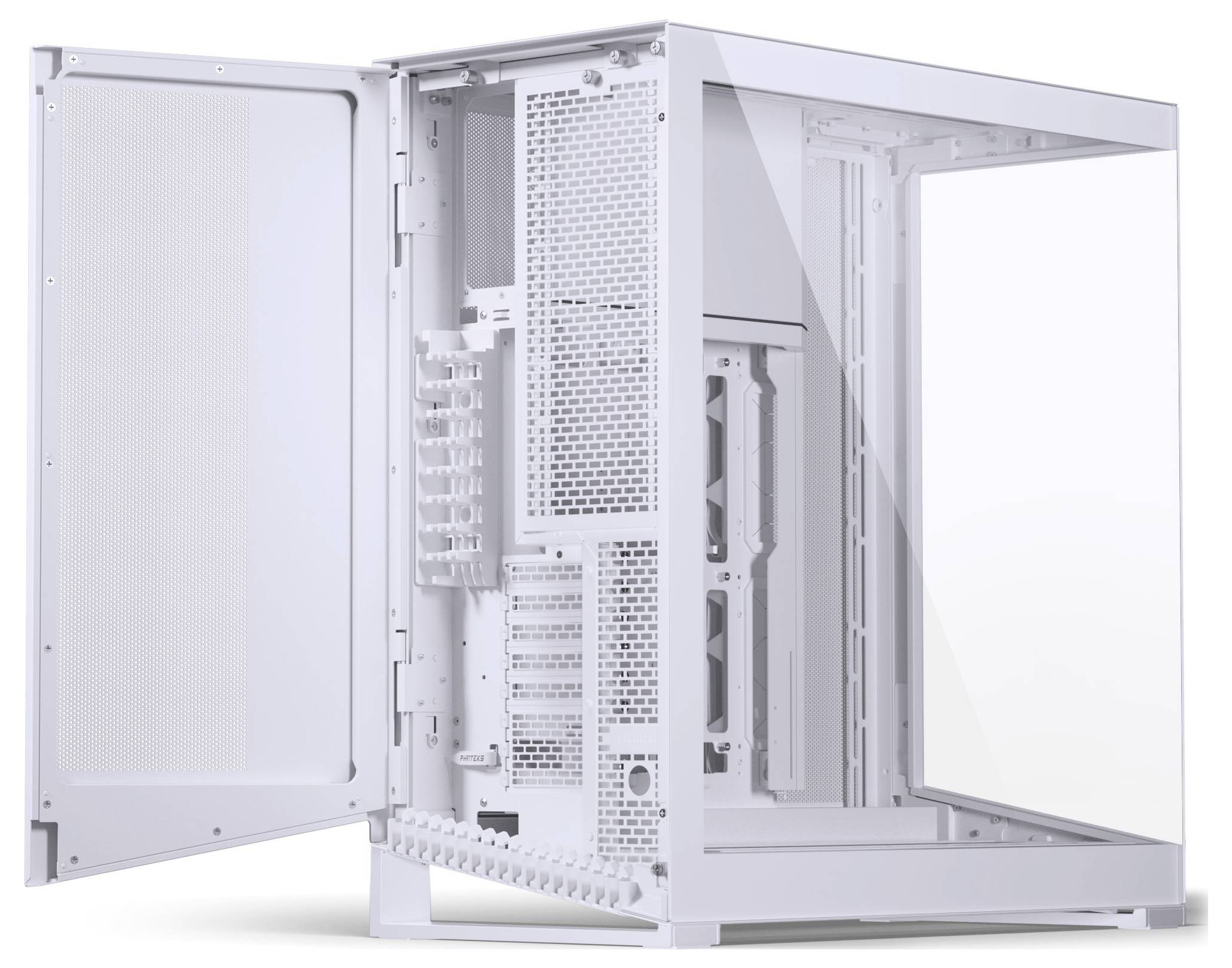 Un boîtier d'ordinateur blanc avec un panneau en verre ouvert pour montrer l'intérieur. Il présente plusieurs évents pour la circulation d'air et de l'espace pour les composants.