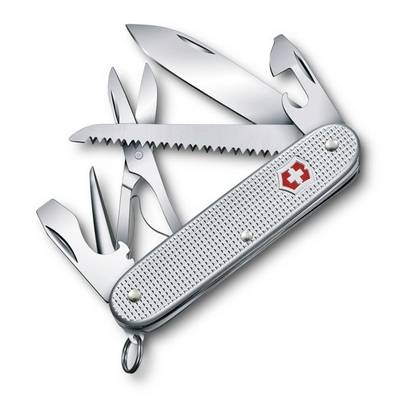 Couteau de poche de style Armée suisse argenté avec plusieurs outils ouverts, notamment une lame de scie, des ciseaux et un tournevis.