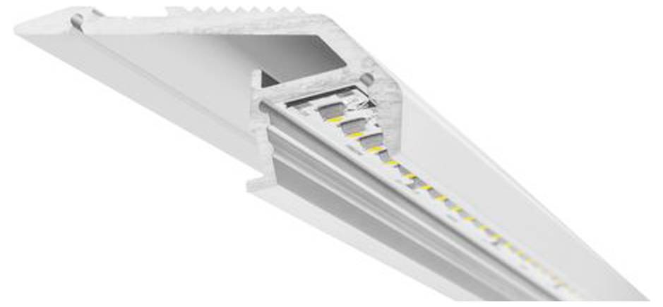 Vue latérale d'un luminaire LED linéaire avec un cadre blanc et l'intérieur exposé montrant des bandes LED le long de la rainure intérieure.