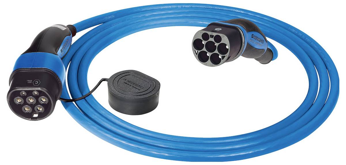 Un solin de toit ondulé rouge avec un collet de tuyau intégré conçu pour sceller autour des pénétrations de toit.
