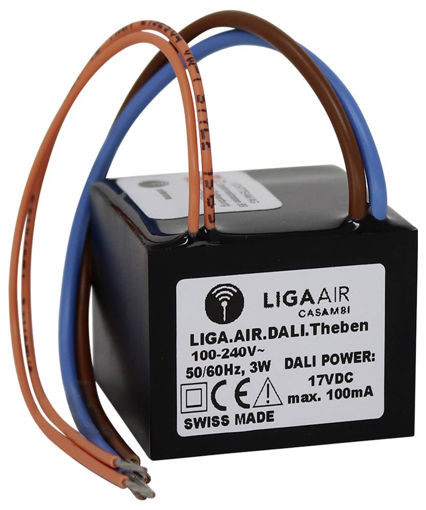 Un appareil électrique noir étiqueté « LIGA.AIR.DALI.Theben 100-240V, 50/60Hz, 3W, SWISS MADE » avec des fils orange et bleus attachés.
