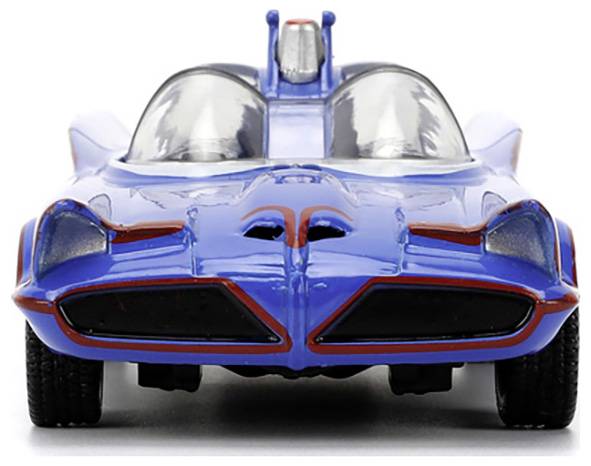 Une voiture de collection bleue et rouge ressemblant à une Batmobile futuriste, avec des pare-brise jumelés et des détails de calandre avant prononcés.