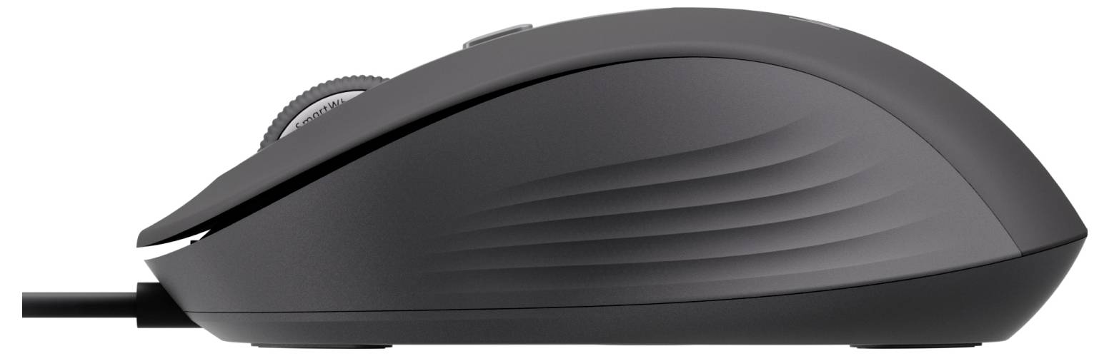 Une vue de côté d'une souris d'ordinateur noire avec une prise en main texturée et une molette de défilement, reliée par un cordon.