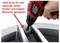 Une main tient une perceuse rouge et noire au-dessus d'une valve de pneu de voiture. Texte : 'Désormais adapté aux trous de valve profonds et aux espaces restreints !'