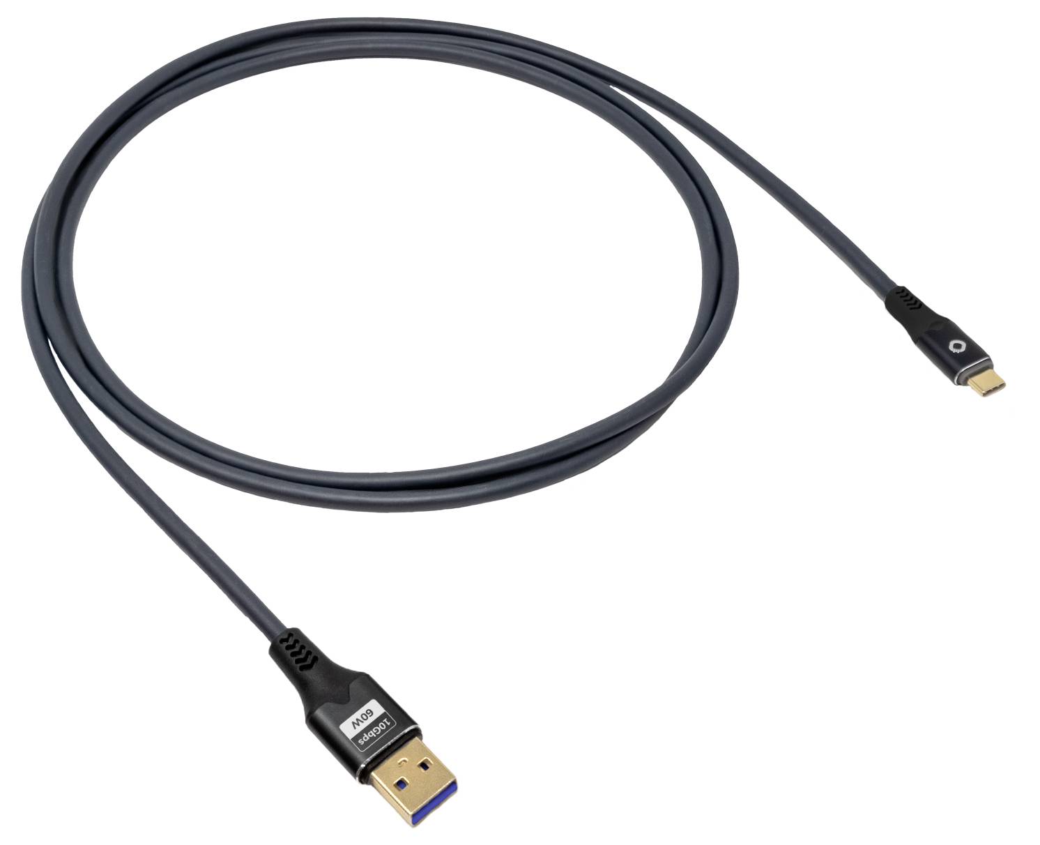 Un câble USB 3.0 vers micro-USB noir, enroulé en boucle, avec un accent bleu à l'extrémité USB.