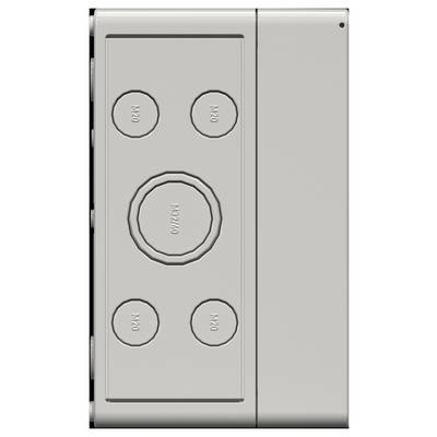 Un panneau métallique rectangulaire avec cinq perforations circulaires étiquetées « M20 » pour l'entrée de câbles, conçu pour les connexions électriques.